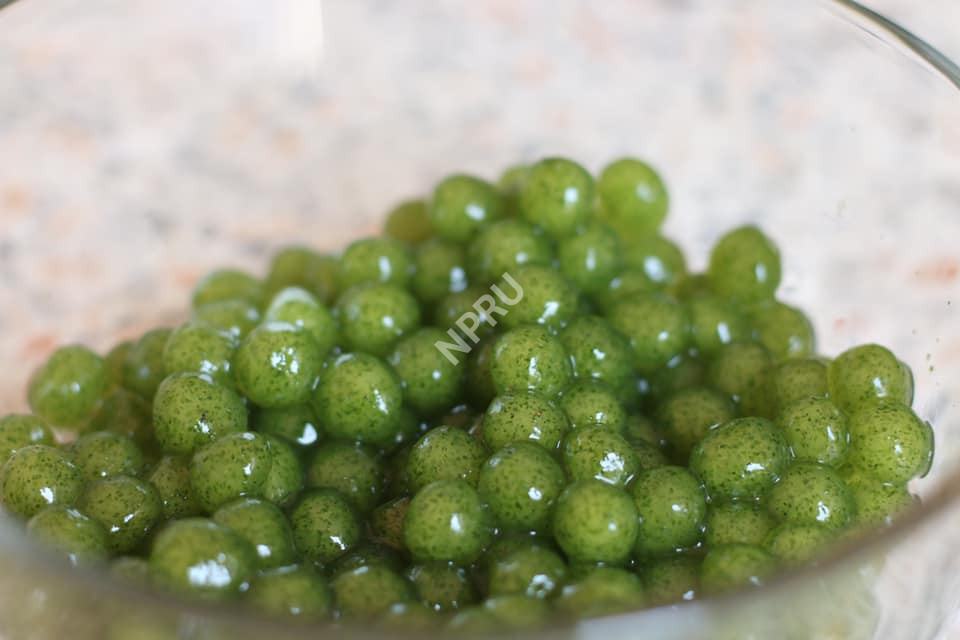 กรรมวิธีการผลิตไข่มุกจากผำและผลิตภัณฑ์ที่ได้จากกรรมวิธีนี้